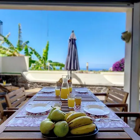 Vakantiehuis Bohome Nest By Lovelystay Arco da Calheta (Madeira)