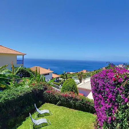 Bohome Nest By Lovelystay Arco da Calheta (Madeira)