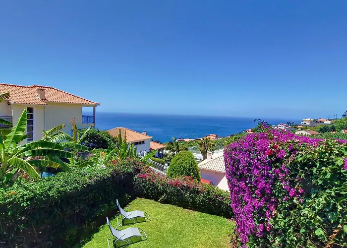 Bohome Nest By Lovelystay Arco da Calheta (Madeira)